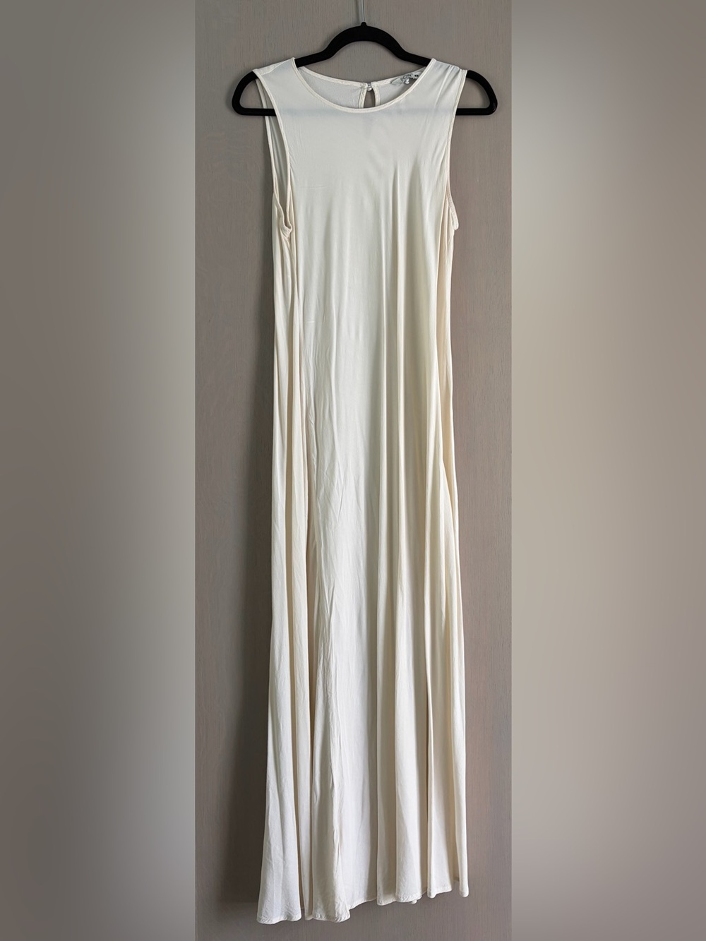 Sleek Cream Sleeveless Maxi Dress